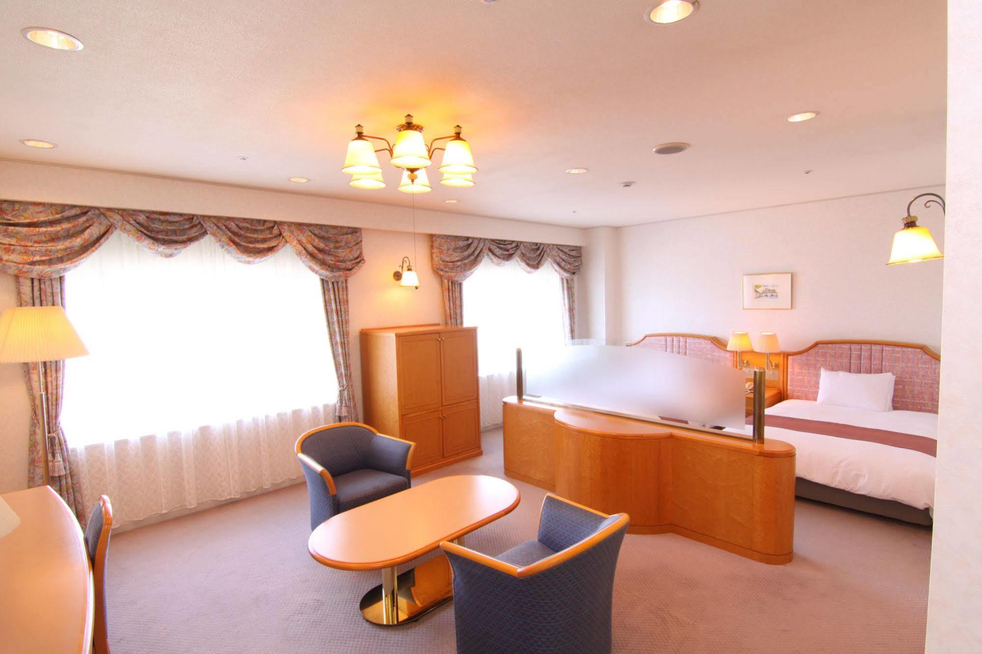 Hotel Green Tower Makuhari Chiba Luaran gambar